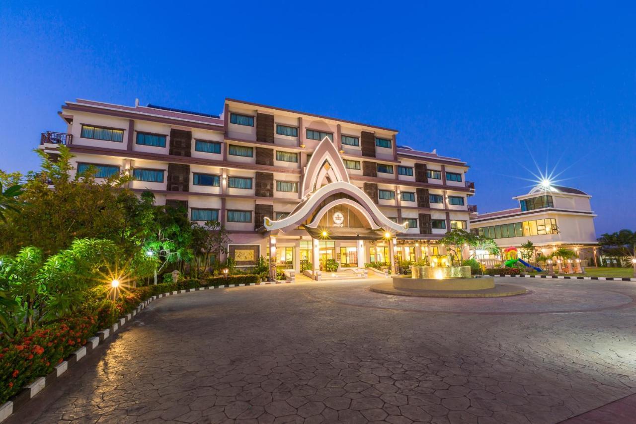 Phanomrungpuri Hotel Buriram Nang Rong Εξωτερικό φωτογραφία