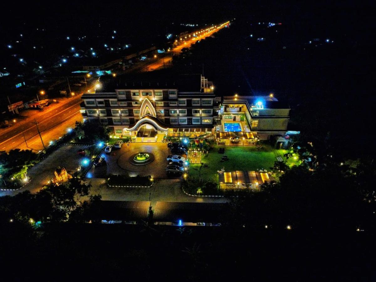 Phanomrungpuri Hotel Buriram Nang Rong Εξωτερικό φωτογραφία
